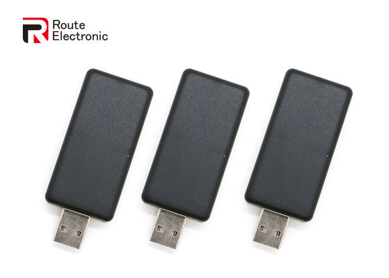 قم بتوصيل وتشغيل محول HDMI يدعم عرض الشاشة المزدوجة